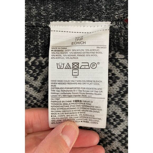 Banana Republic Heritage Collection Women's XS Gray Fringed Open Wrap Sweater - Picture 7 of 7